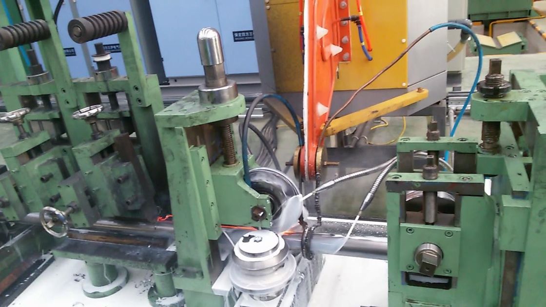 Hoge Normbuis die Machine met Accumulator Flexibel Roestvrij staal vormen