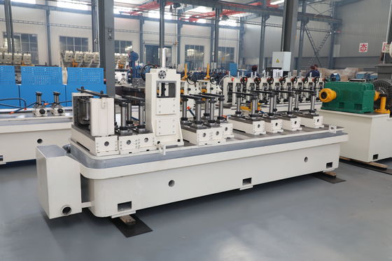 12 ̊76 mm buisrolmachine voor toepassingen bij het maken van meubelbuizen en kernbuizen