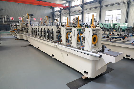 ISO-standaard staalpijpmolens ∙ Φ114 ∙325mm grote buismolens voor structuur, water en energie pijpleiding productie
