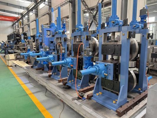 SS-pijpmachine en gegalvaniseerde stalen rolvormapparatuur voor de productie van gelaste buizen